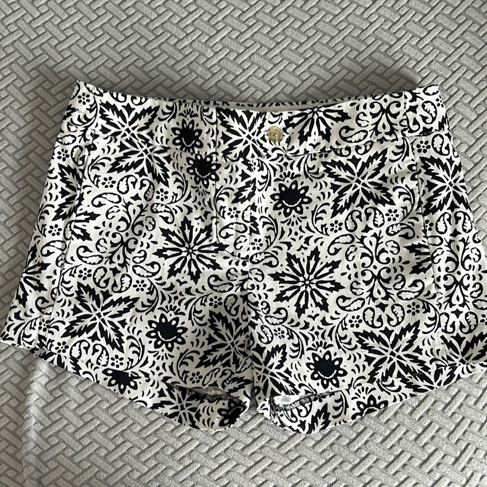 Black and white floral print shorts